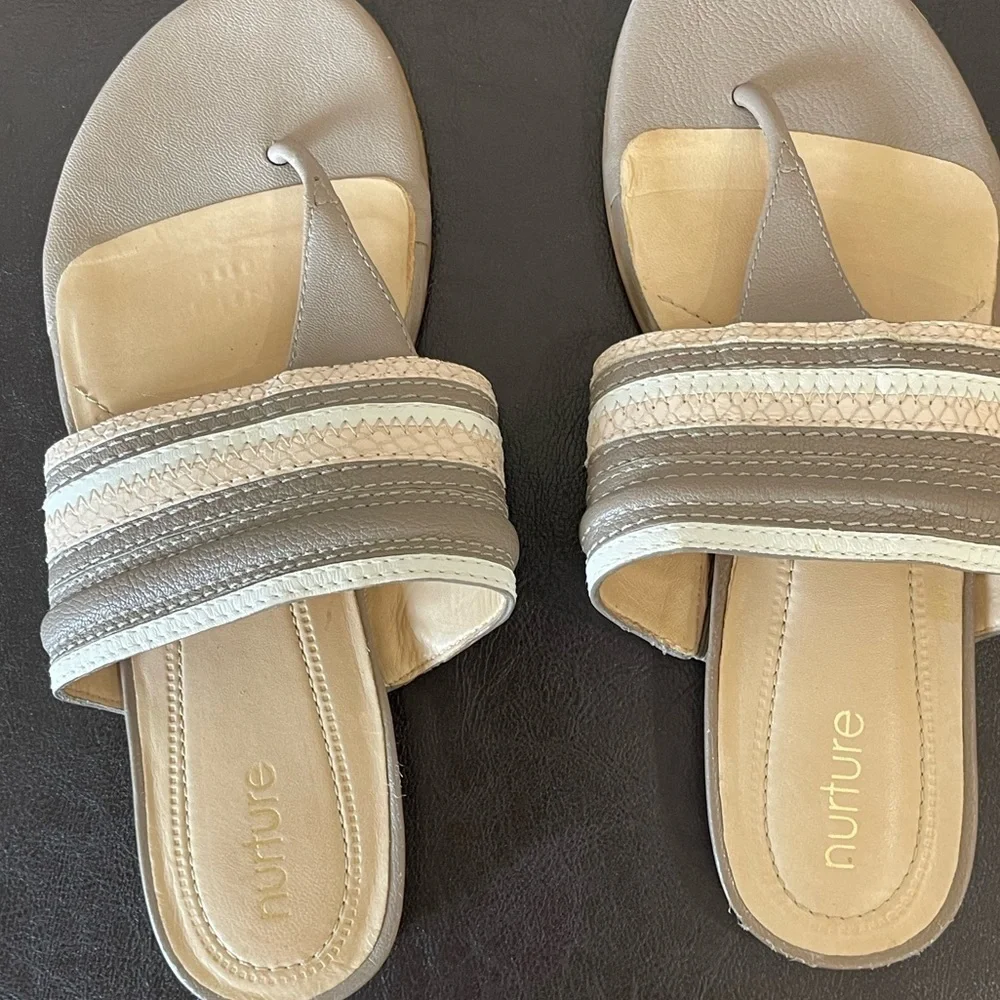 Nurture women's size 8 leather sandals neutral summer office casual slide on